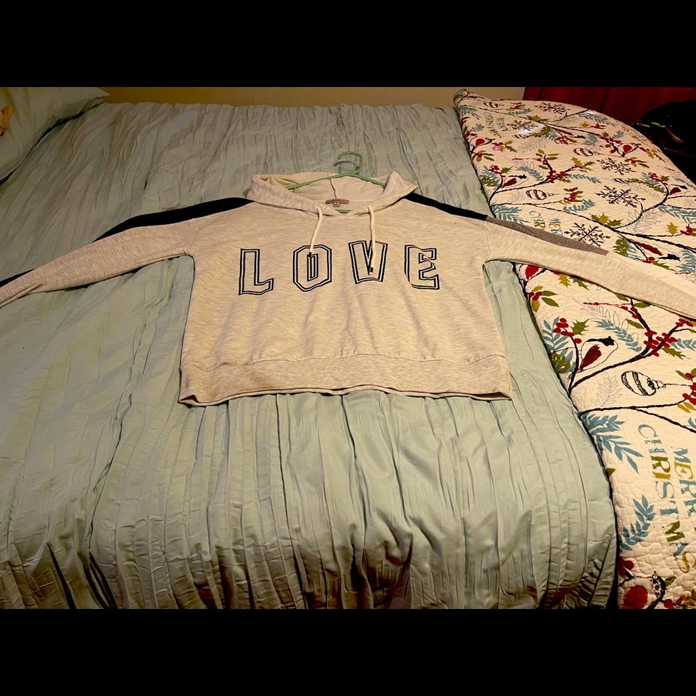 Love pullover